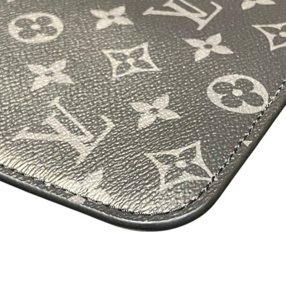 Louis Vuitton Monogram Eclipse Cover Light Attach… - image 5